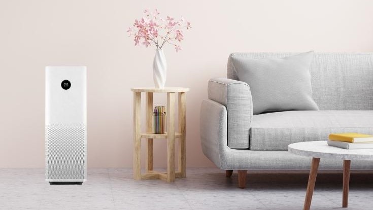 Oczyszczacz powietrza Xiaomi w salonie